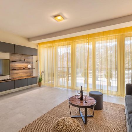 Marinelake Apartman Balatonfoeldvar By Bltn Εξωτερικό φωτογραφία