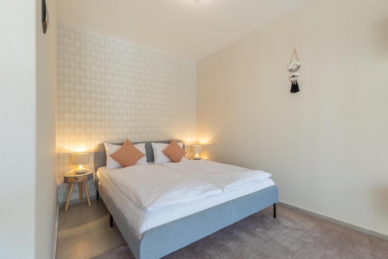 Marinelake Apartman Balatonfoeldvar By Bltn Εξωτερικό φωτογραφία